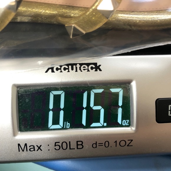 Valentino Studded Thong Flip Flop Sandal Womens 40 9 Gold Designer Old Money - Picture 9 of 9